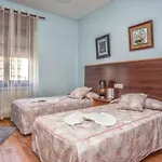 Pensión Hostal Goias *
