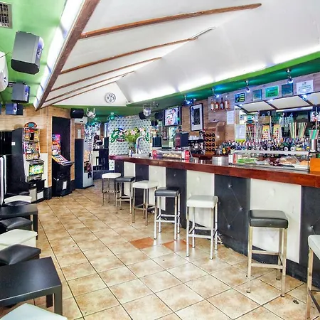 Hostal Goias